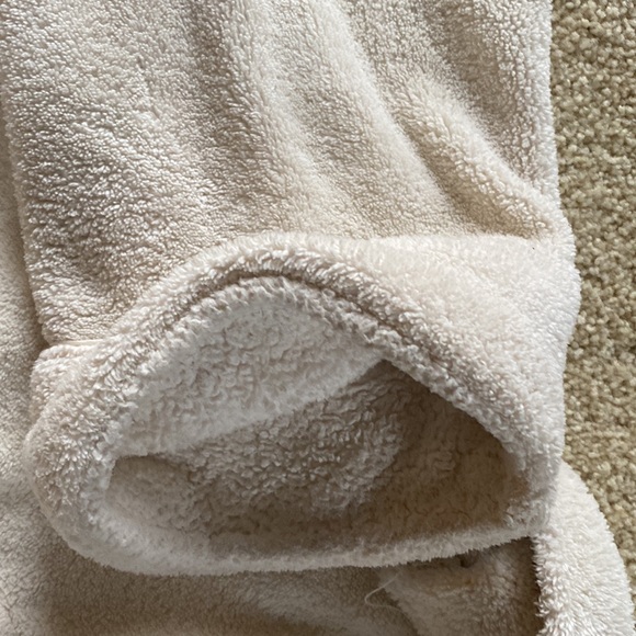 Some Intimates Bath Robe - Picture 5 of 6